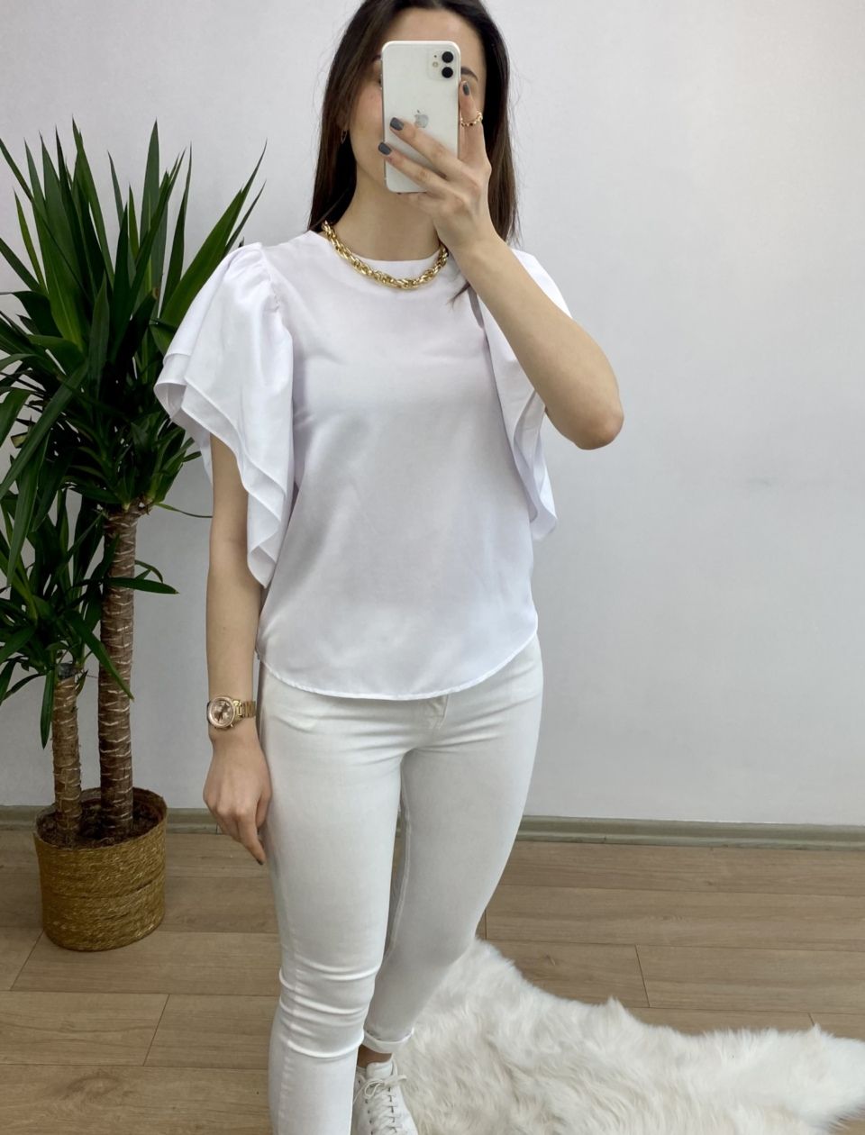 Beyaz Kolları Volanlı Poplin Bluz