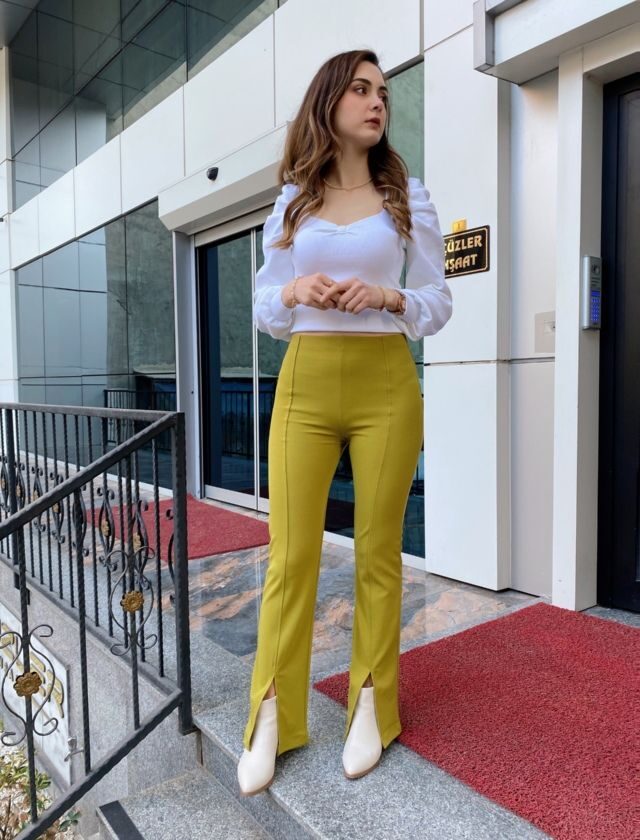 Yeşil Yırtmaçlı Pantolon