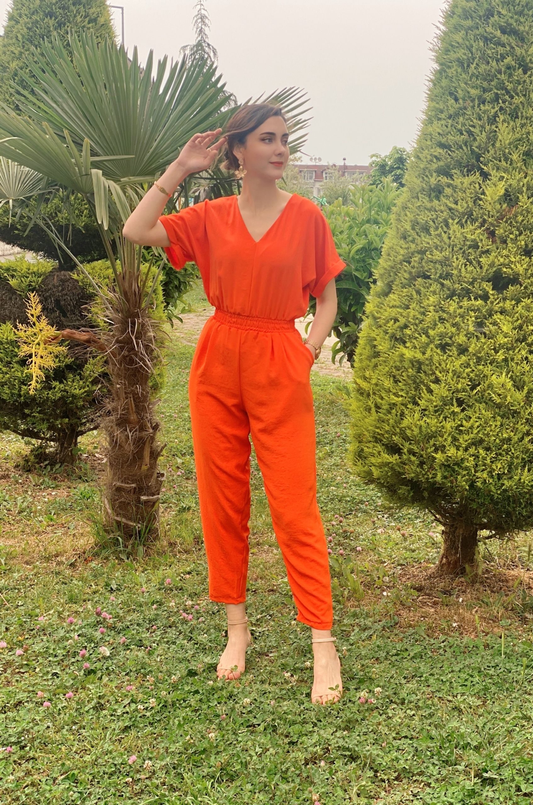 Turuncu V Yaka Beli Lastikli Tulum