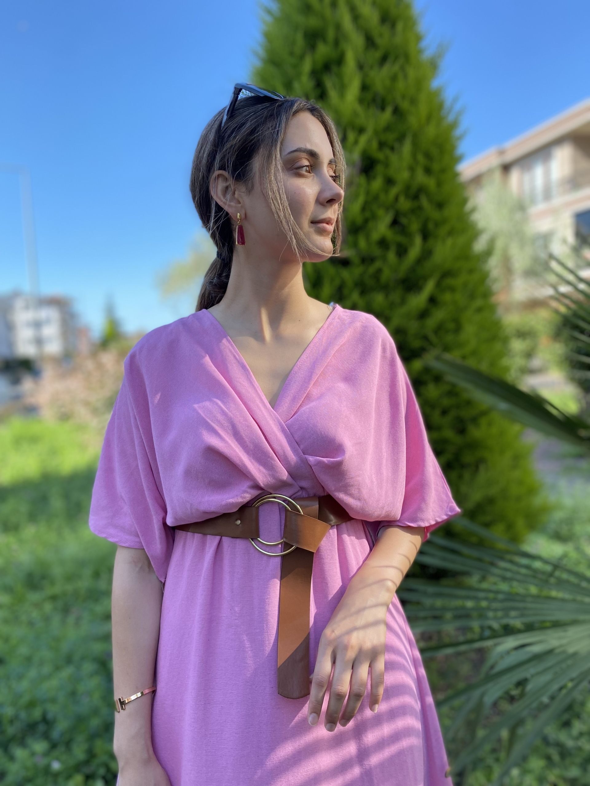 Pembe Kruvaze Keten Elbise - Görsel 5