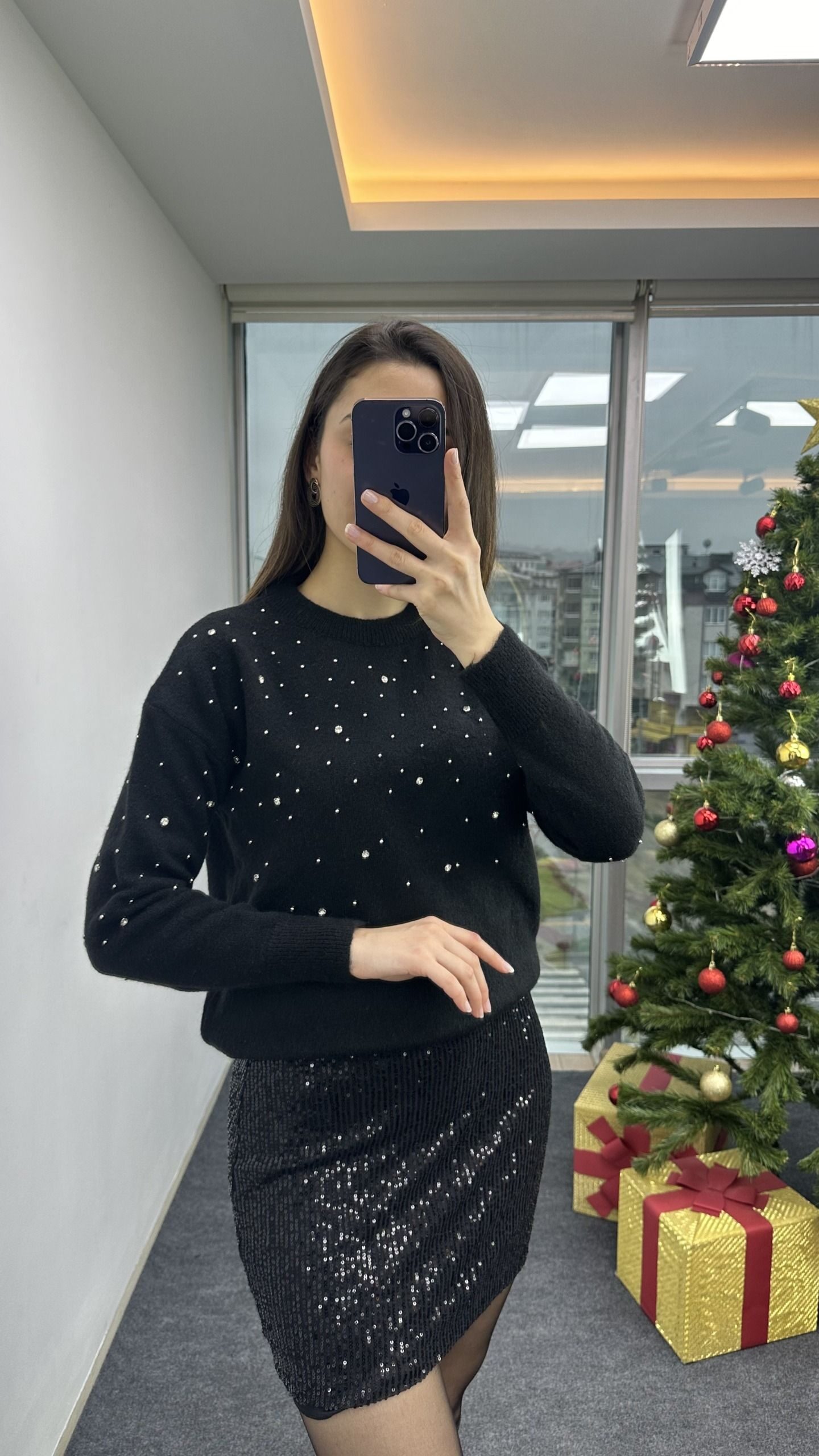 Siyah Taşlı Premium Kazak - Görsel 2