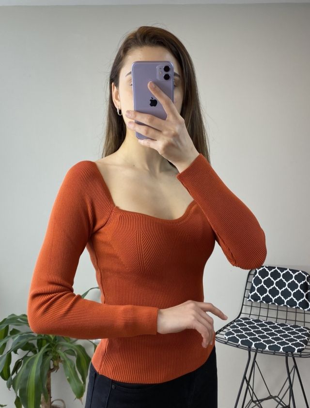 Kiremit Kalp Yaka Triko