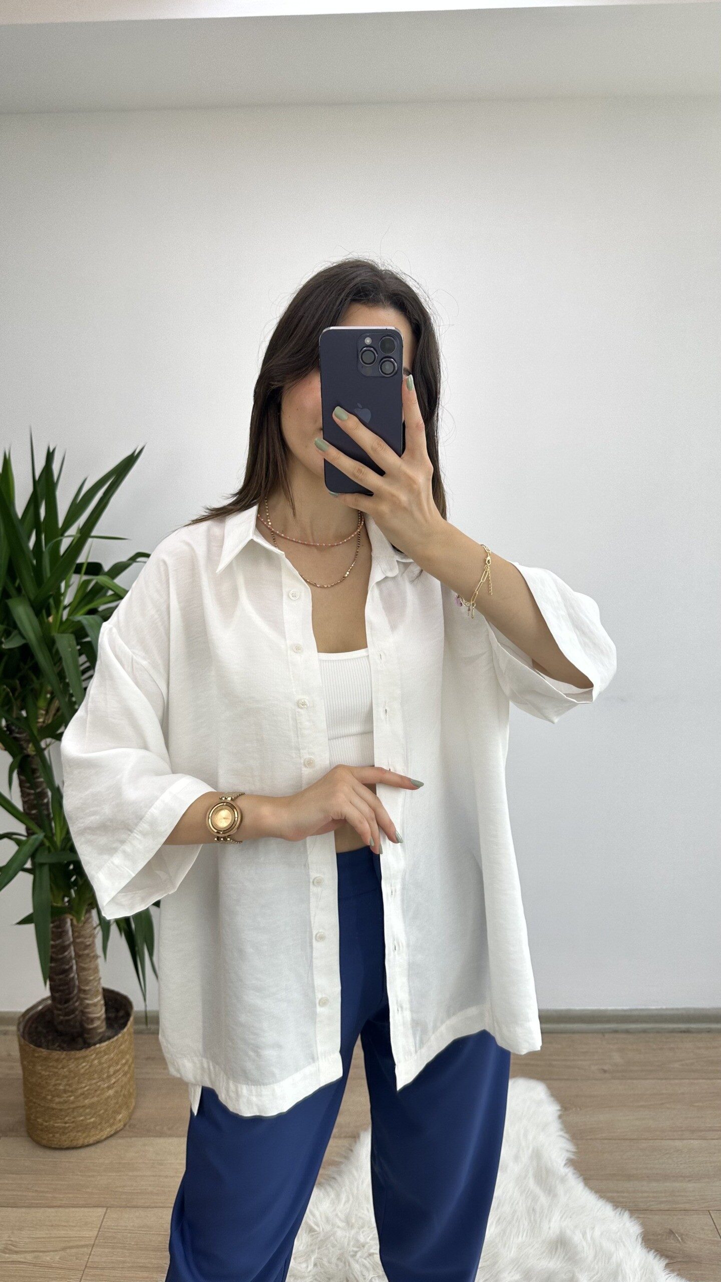 Ekru Yanları Yırtmaçlı Oversize Gömlek - Görsel 3