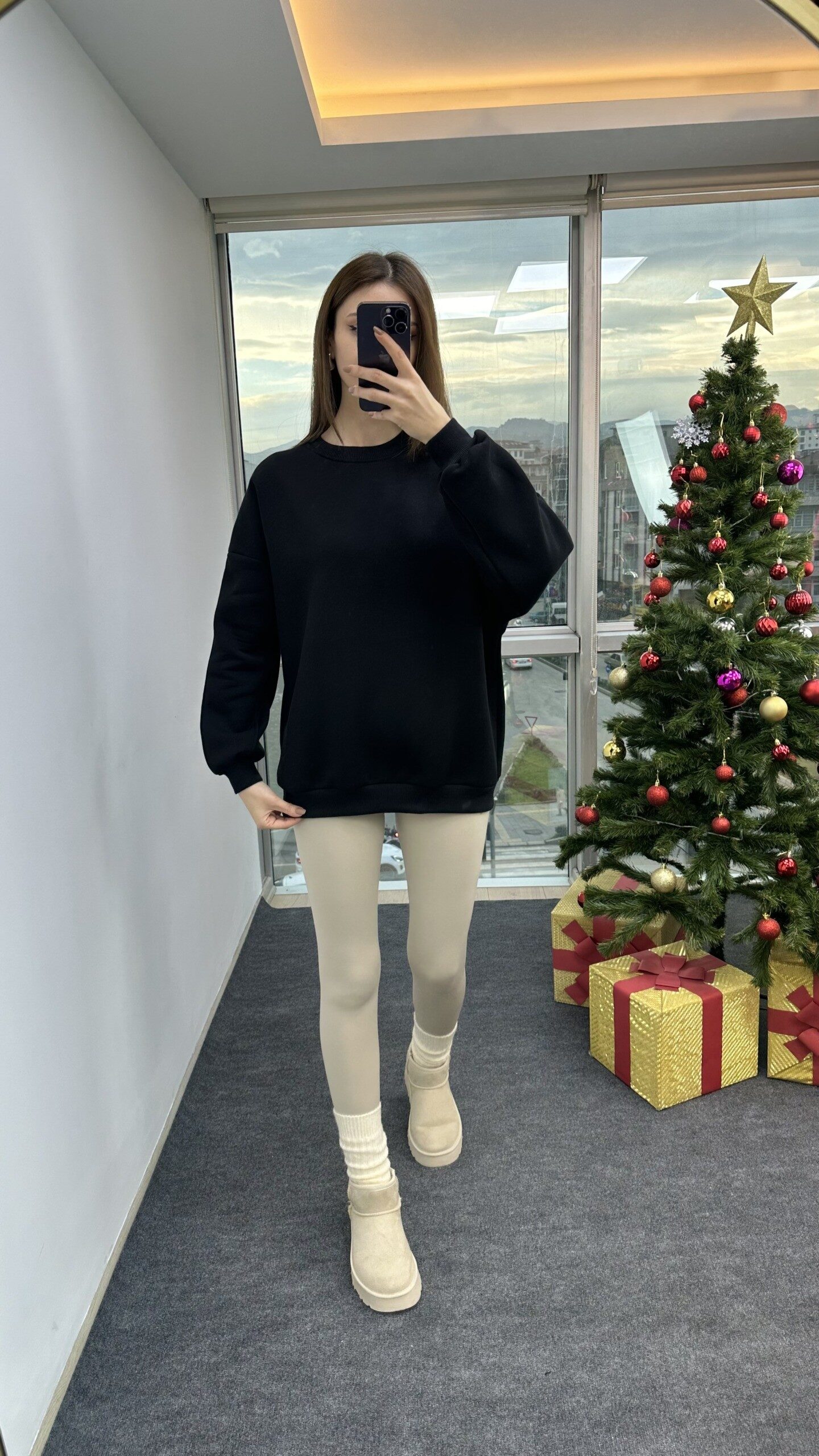 Siyah Oversize Şardonlu Sweat